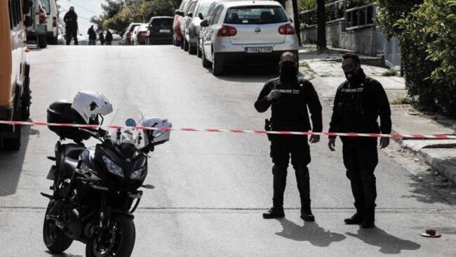 الشرطة اليونانية تعلن تفكيك شبكة لتهريب المهاجرين