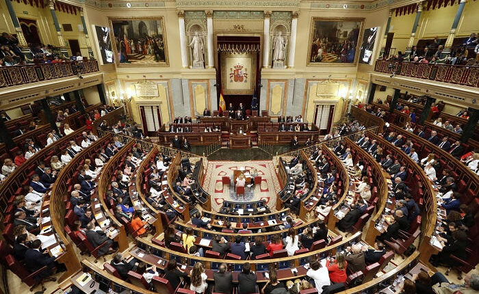 إسبانيا توافق على أول قانون خاص بتغير المناخ