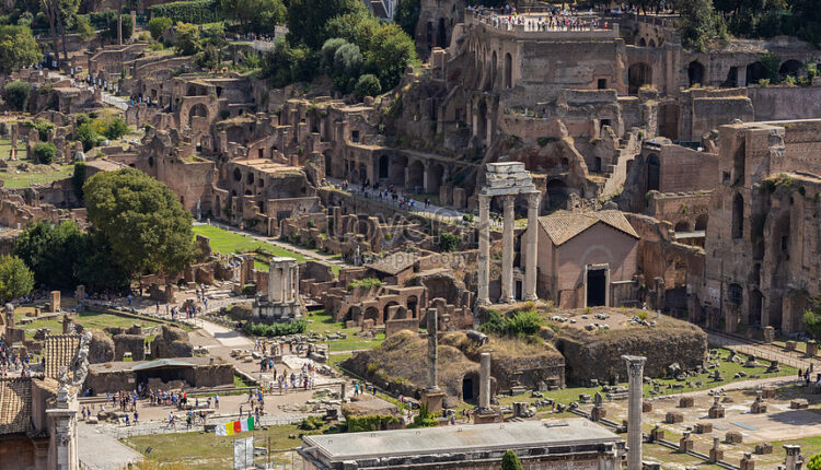 رومانيا تطرد مساعد الملحق العسكرى الروسى وتطالبة بالمغادرة