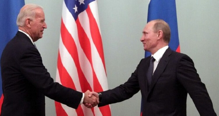 بوتين يؤكد قبل لقائه بايدن لا نستبعد عملية تبادل السجناء مع أمريكا
