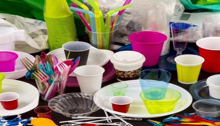 ألمانيا تبدء حظر منتجات البلاستيك وحيدة الاستخدام