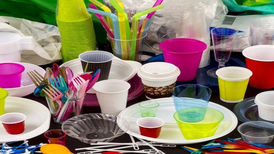 ألمانيا تبدء حظر منتجات البلاستيك وحيدة الاستخدام