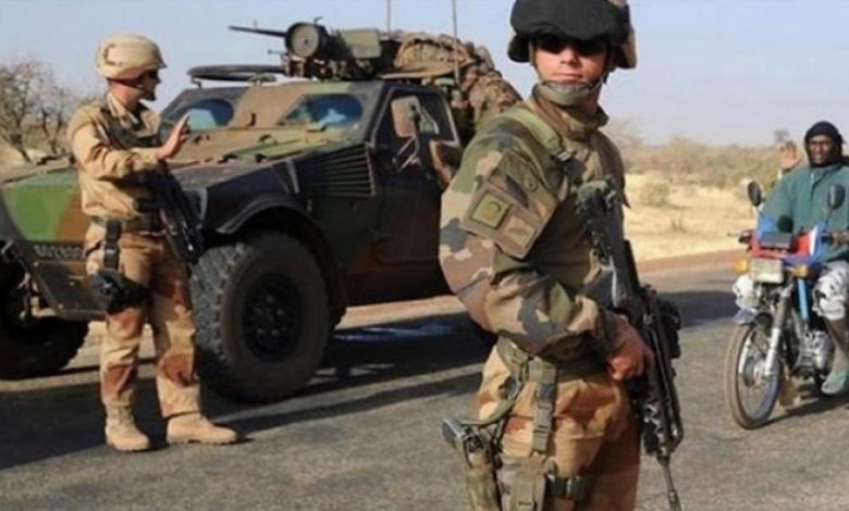 فرنسا تستكمل العمليات العسكرية في مالي واعتقال قياديين بداعش