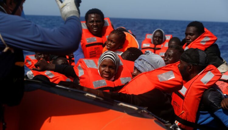 إيطاليا تطالب بعقد اجتماع استثنائى لوزراء داخلية أوروبا بسبب تدفقات المهاجرين