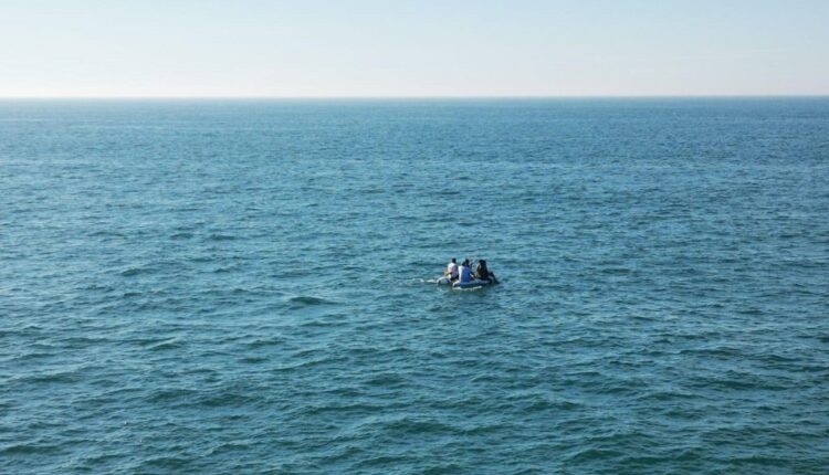 الشرطة الفرنسية توقف متهما بالضلوع بغرق قارب مهاجرين راح ضحيته شخص واحد