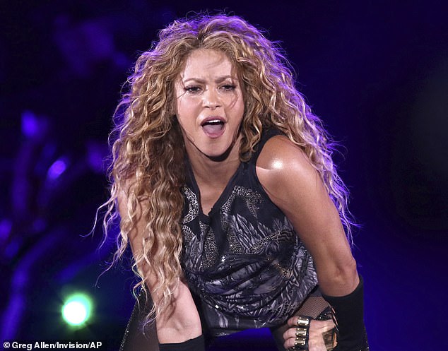 48585705 10044935 Pop star Shakira has been attacked by two wild boar who snatched m 46 1632993752150