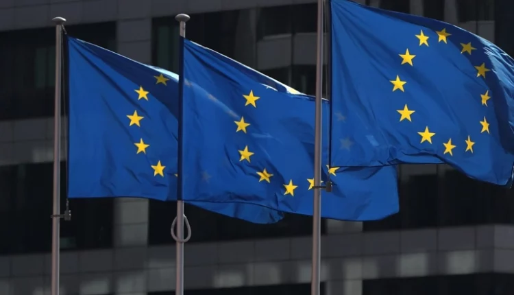 الاتحاد الاوربي يرفع توقعاته للنمو والتضخم معا للعام الجاري