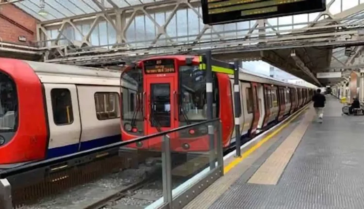 اضراب سكك الحديد في بريطانيا