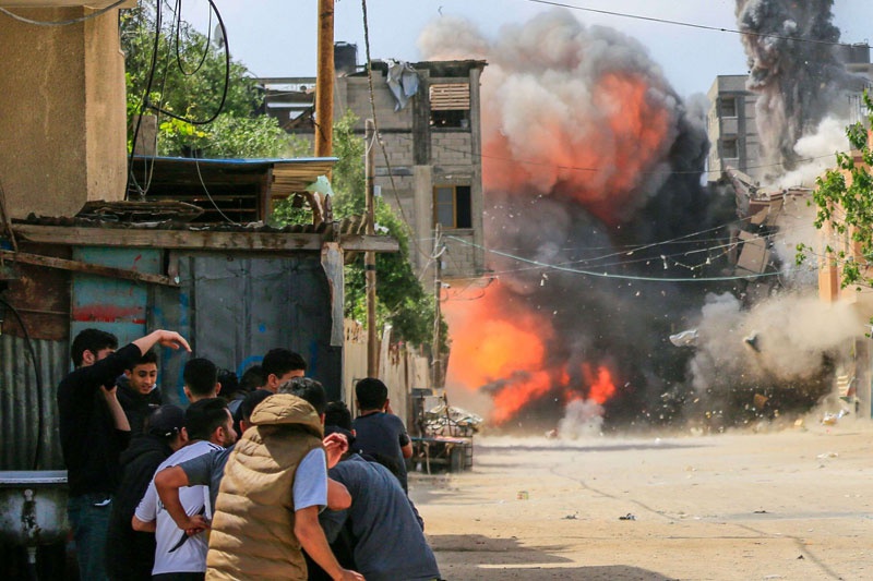 قصف اسرائيلي متواصل على غزة