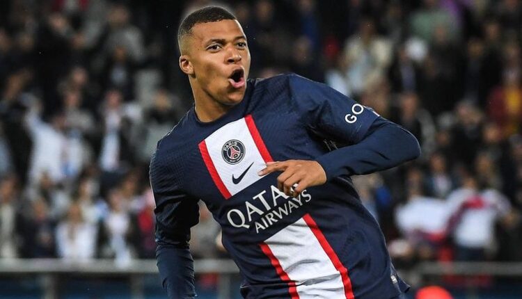 كليان مبابي .. يفاجأ نادي باريس سانجرمان وينفي أخبار انتقاله لريال مدريد