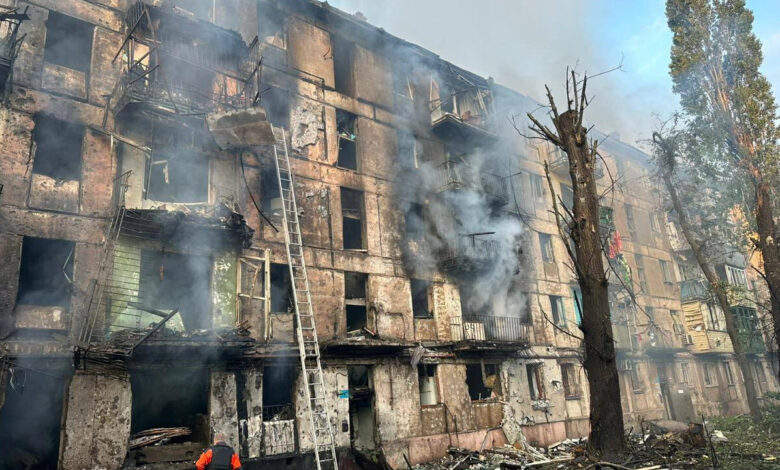 أوكرانيا .. قصف روسي يستهدف مدينة "كريفيي ريه" يسفر عن مقتل 11 شخصاً