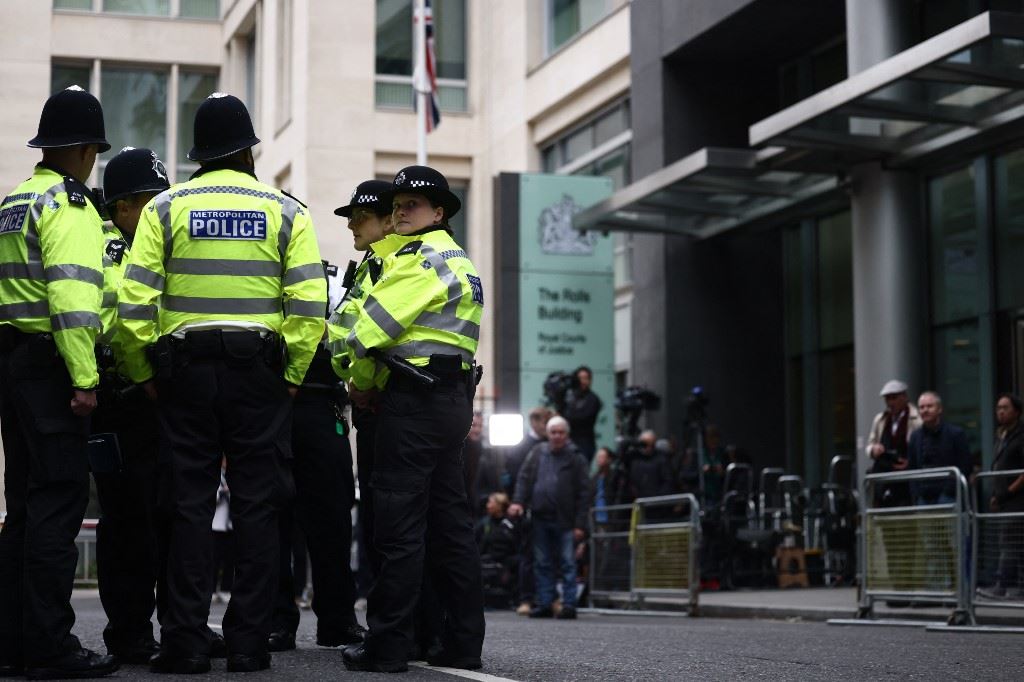بريطانيا تتهم الصين بإقامة مراكز أمنية صينية "شرطة" على أراضيها