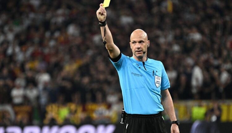 تعرض الحكم أنتوني تايلور للإساءة والشتم ولجنة الحكام الإنجليزية تدين الحادثة