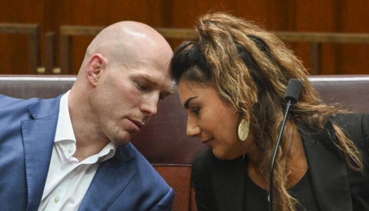 تعليق عضوية سناتور استرالي بعد اتهام زميلة له بالاعتداء الجنسي عليها تحت قبة البرلمان