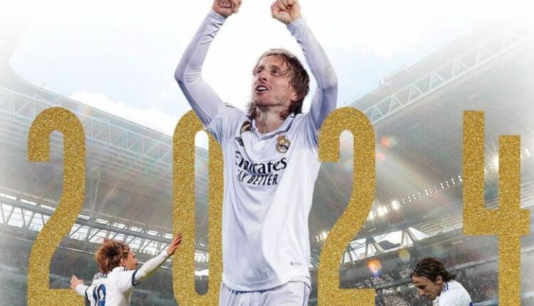 مودريتش يمدد عقده مع ريال مدريد لمدة سنة وغوندوغان إلى برشلونة في صفقة انتقال حر