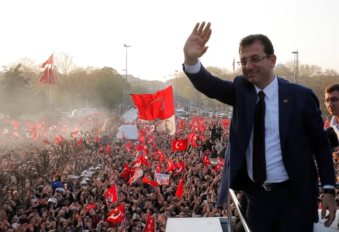 تركيا .. بدء محاكمة رئيس بلدية اسطنبول "أكرم إمام أوغلو" بتهم فساد 