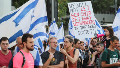 الكنيست الإسرائيلي يقر مشروع قانون تعديل نظام القضاء ومظاهرات عارمة في الشوارع
