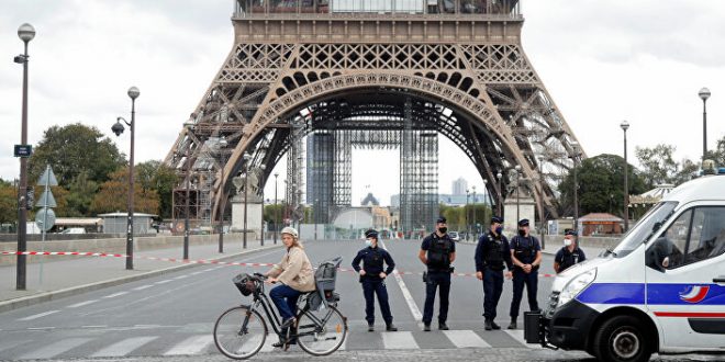 السلطات الفرنسية توقف مشتبهين لمشاركتهما في اغتصاب جماعي لسائحة في حديقة باريس