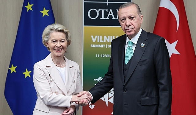 الاتحاد الأوروبي يبحث سبل تعزيز العلاقات مع تركيا 