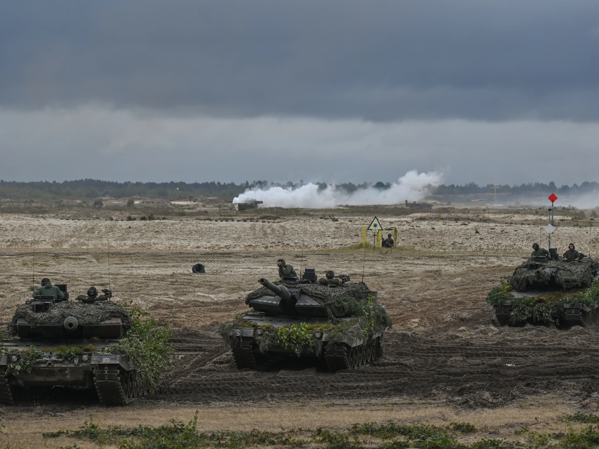وزارة الدفاع الإسبانية ترسل 4 دبابات قتالية من طراز "ليوبارد" إلى أوكرانيا