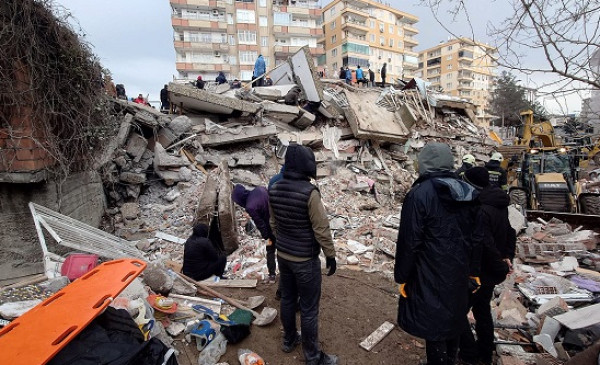 زلزال بقوة 5.5 درجة يضرب ولاية أضنة جنوبي تركيا 