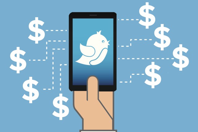 ماسك يبدأ بدفع أرباح لمستخدمي "تويتر" مقابل الإعلان على تغريداتهم