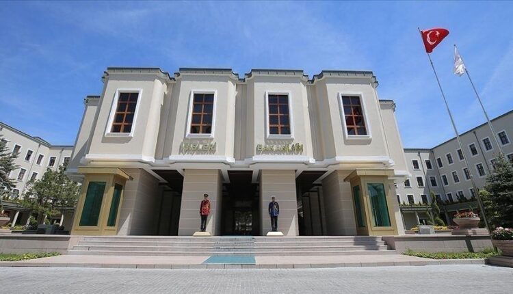 إدارة الهجرة بوزارة الداخلية التركية تنفى منع إصدار تصاريح إقامة جديدة للأجانب في اسطنبول