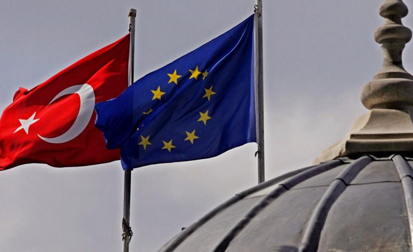 الاتحاد الأوروبي يبحث سبل تعزيز العلاقات مع تركيا