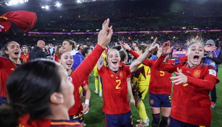 للمرة الأولى في تاريخه .. فوز منتخب إسبانيا بكأس العالم للسيدات على حساب إنجلترا