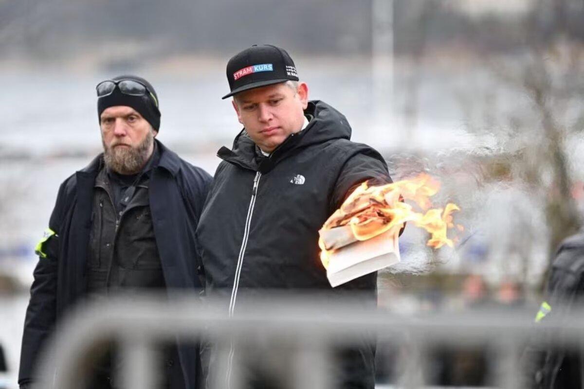 الدنمارك تعمل على مشروع قانون جديد يحظر فيه حرق المصحف الشريف 