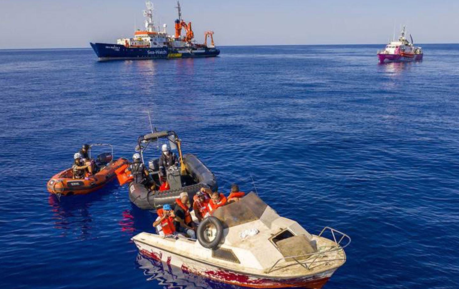 الأمم المتحدة .. أكثر من 40 مهاجراً في عداد المفقودين بعد غرق قاربهم في المتوسط 