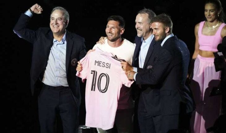 مبيعات خيالية لقميص ميسي مع إنتر ميامي الأمريكي