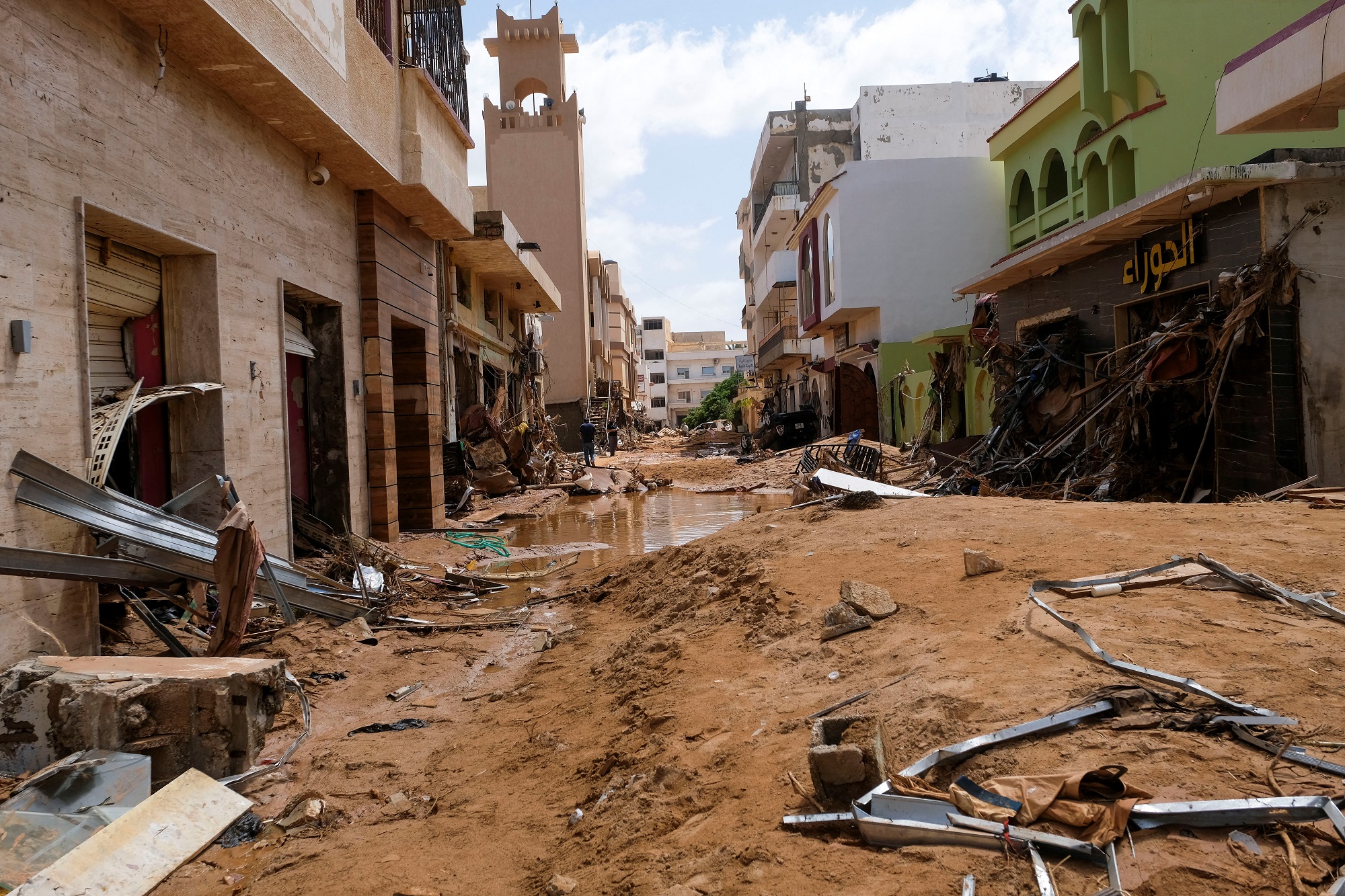 مكتب إغاثة تابع للأمم المتحدة .. مقتل مئات المهاجرين بكارثة ليبيا إثر الفيضان 