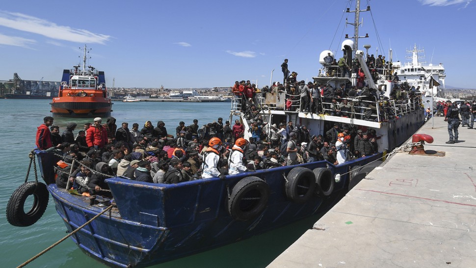 وكالة الأنباء الإيطالية ..  وصول أعداد كبيرة من المهاجرين خلال يوم واحد إلى لامبيدوزا