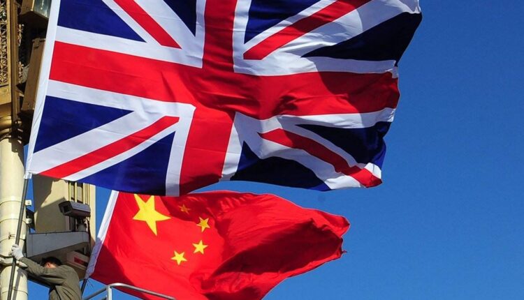 صحيفة "صنداي تايمز" شرطة بريطانيا تُوقف باحث في البرلمان يشتبه بأنه عمل لصالح الصين