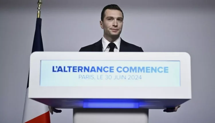 الانتخابات الفرنسية: اليمين المتطرف "على أبواب السلطة"