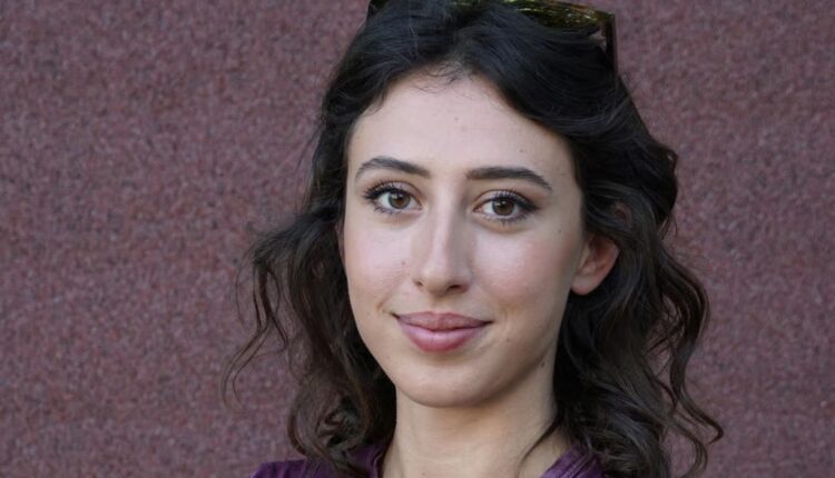 الصحافية الإيطالية المسجونة سيسيليا سالا