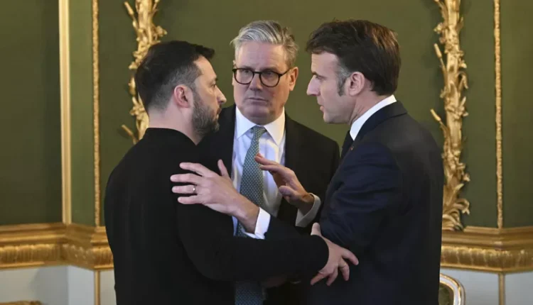 كير ستارمر وماكرون وزيلنيسكي