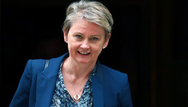 إيفيت كوبر وزيرة للخارجية البريطانية