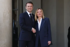 سجال فرنسي إيطالي حول مقتل ناشط يميني