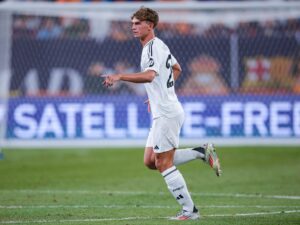 ريال مدريد يجمع نحو 200 مليون يورو من بيع لاعبيه الشباب في سوق الانتقالات الصيفية