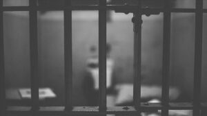 وزير الداخلية السوري يشكّل لجنة للتحقيق في وفاة شاب تعرّض للضرب داخل مخفر في الحفة